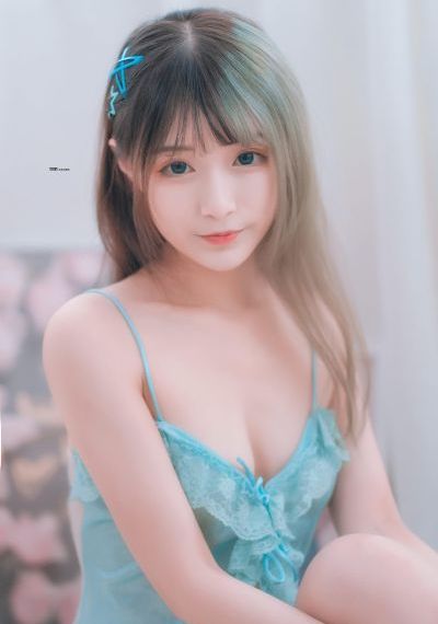 日韩aaa在线观看_超清超清免费观看